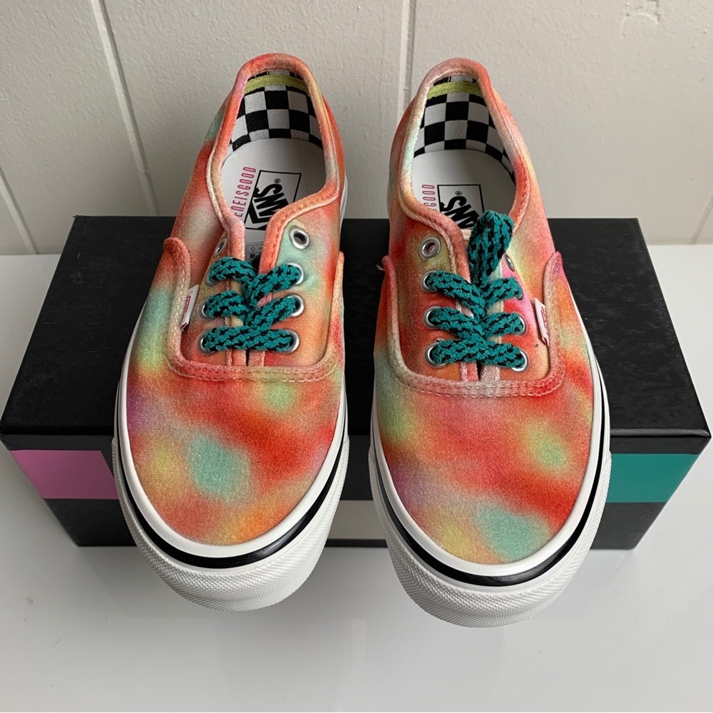 VANS IRENEISGOOD Authentic 44 D Sneaker Limited-Edition 2022 Men 6 Women 7.5 NEW